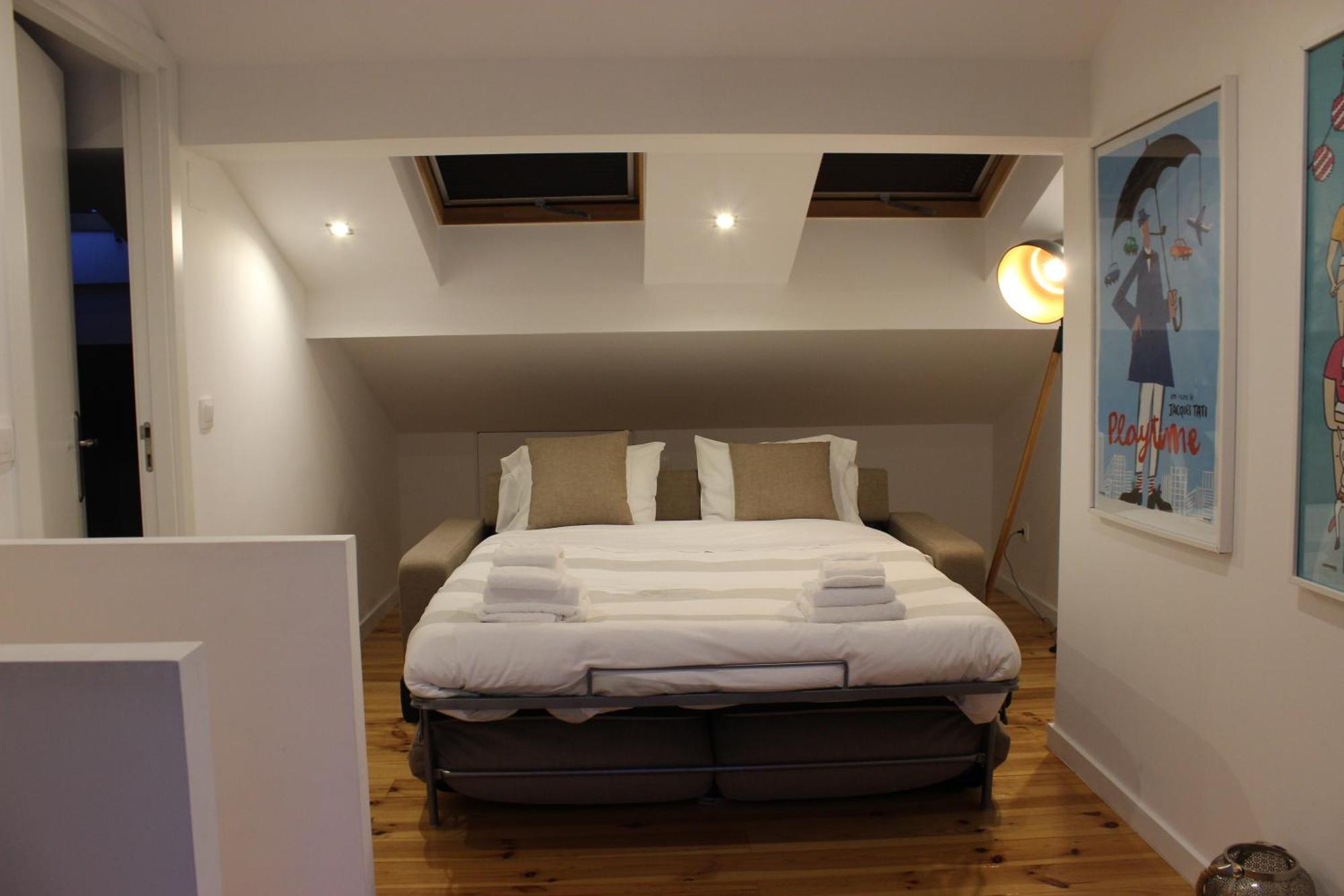 3 Bedroom Penthouse With A/c And Private Terrace * Lisbon