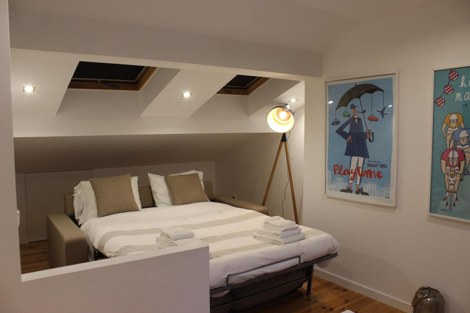 3 Bedroom Penthouse With A/c And Private Terrace